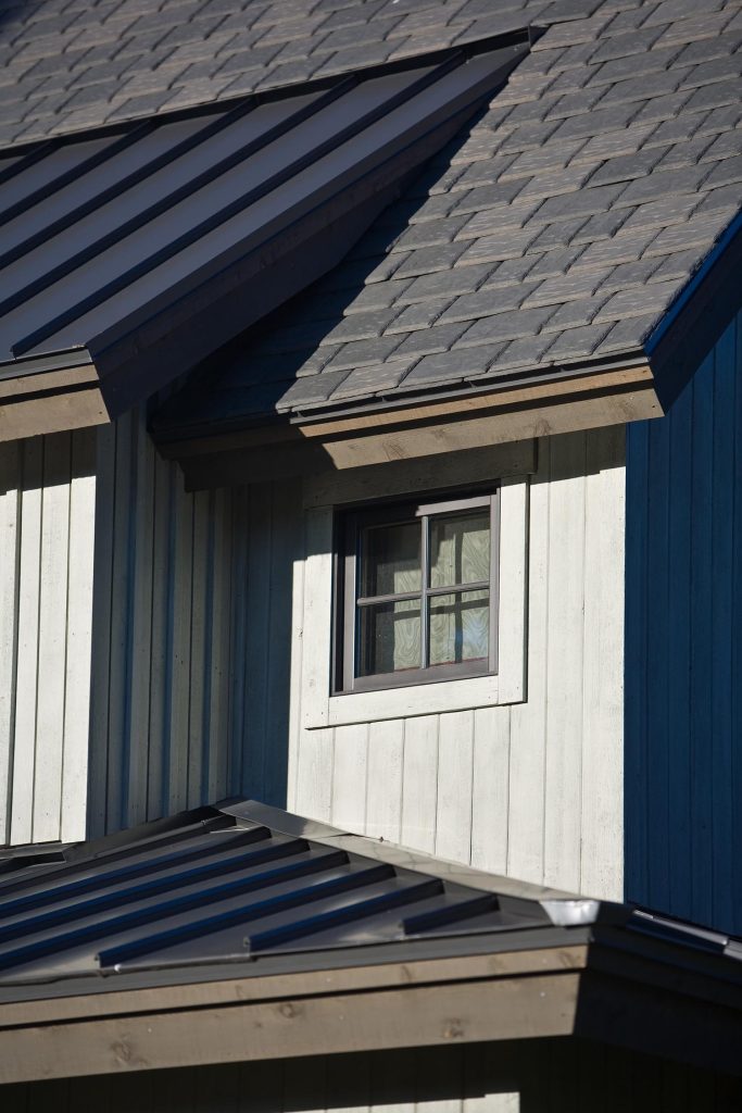 A view of the roof and windows